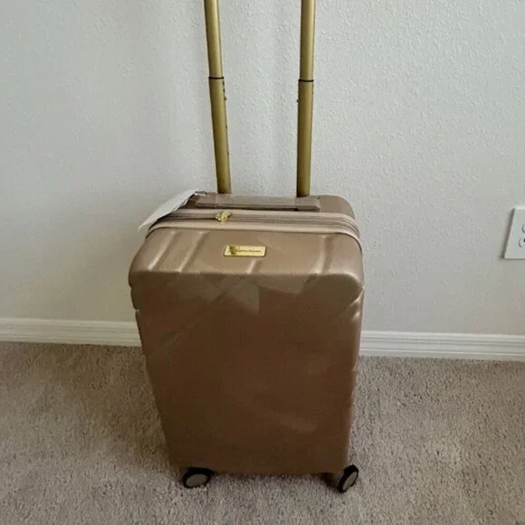 Samantha Brown 22" Hardside Carry-On Spinner , Luggage CHAMPAGNE nwt - Picture 9 of 14